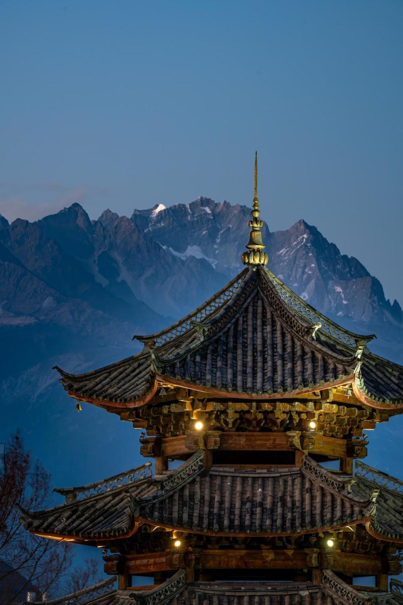Отель Banyan Tree Lijiang Лицзян Экстерьер фото
